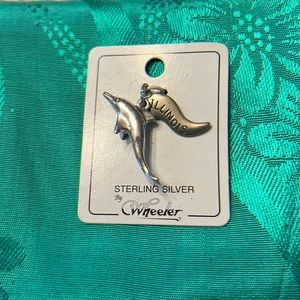 Wheeler sterling silver dolphin charm/Illinois souvenir. Made in USA.